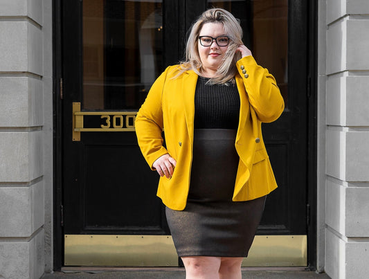 How to Dress Professionally and Stylishly: Plus-Size Business Attire Tips