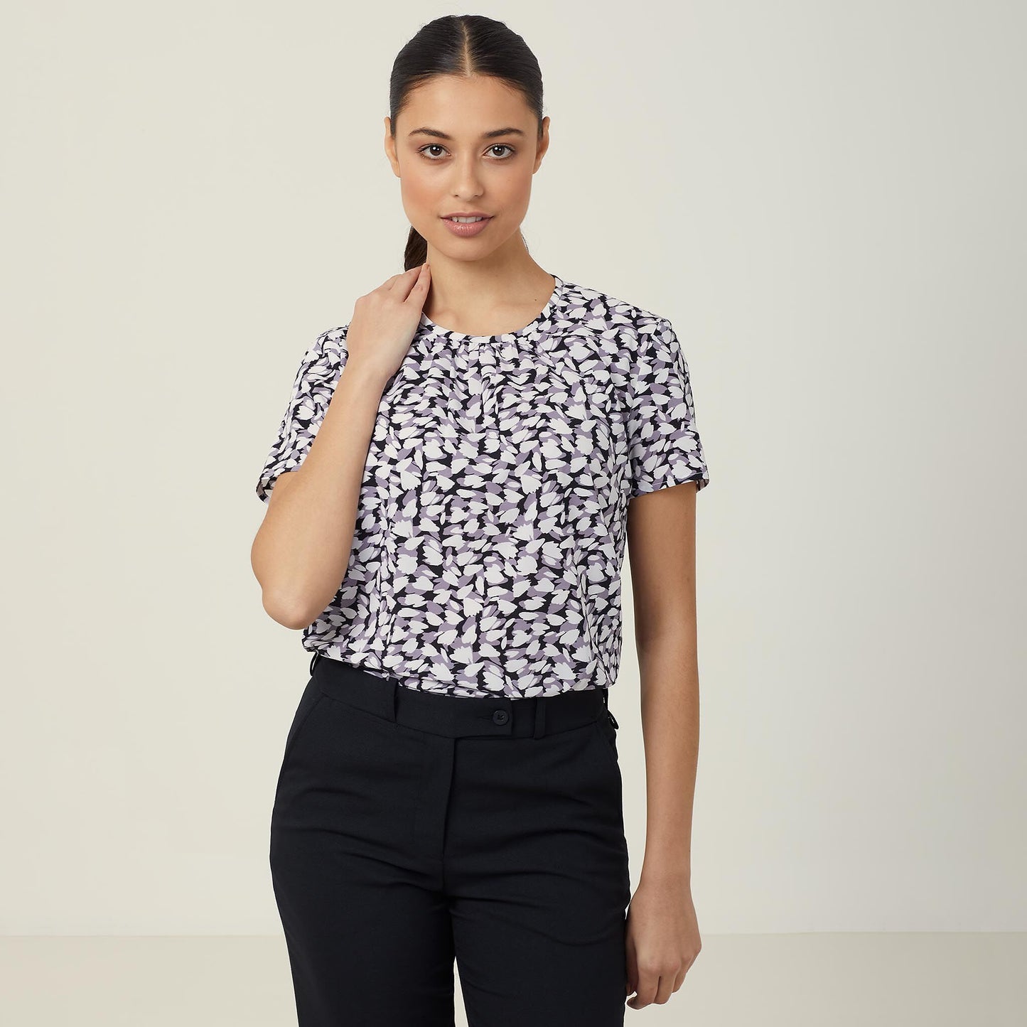 CATUFA-ANTIBACTERIAL PETAL PRINT SHORT SLEEVE TOP