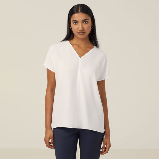 CATUPU-FRENCH GEORGETTE SHORT SLEEVE V-NECK TOP